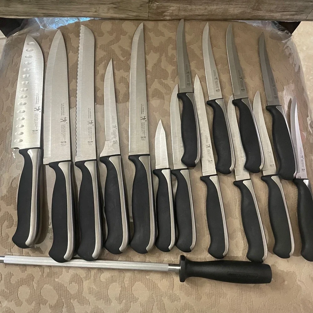 JA Henckels International Fine Edge Synergy 16 Pc Knife Block Set Black Silver